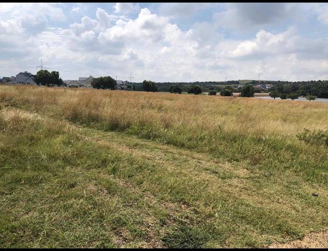 LAND FOR SALE IN WATERLAKE FARM LIFESTYLE ESTATE